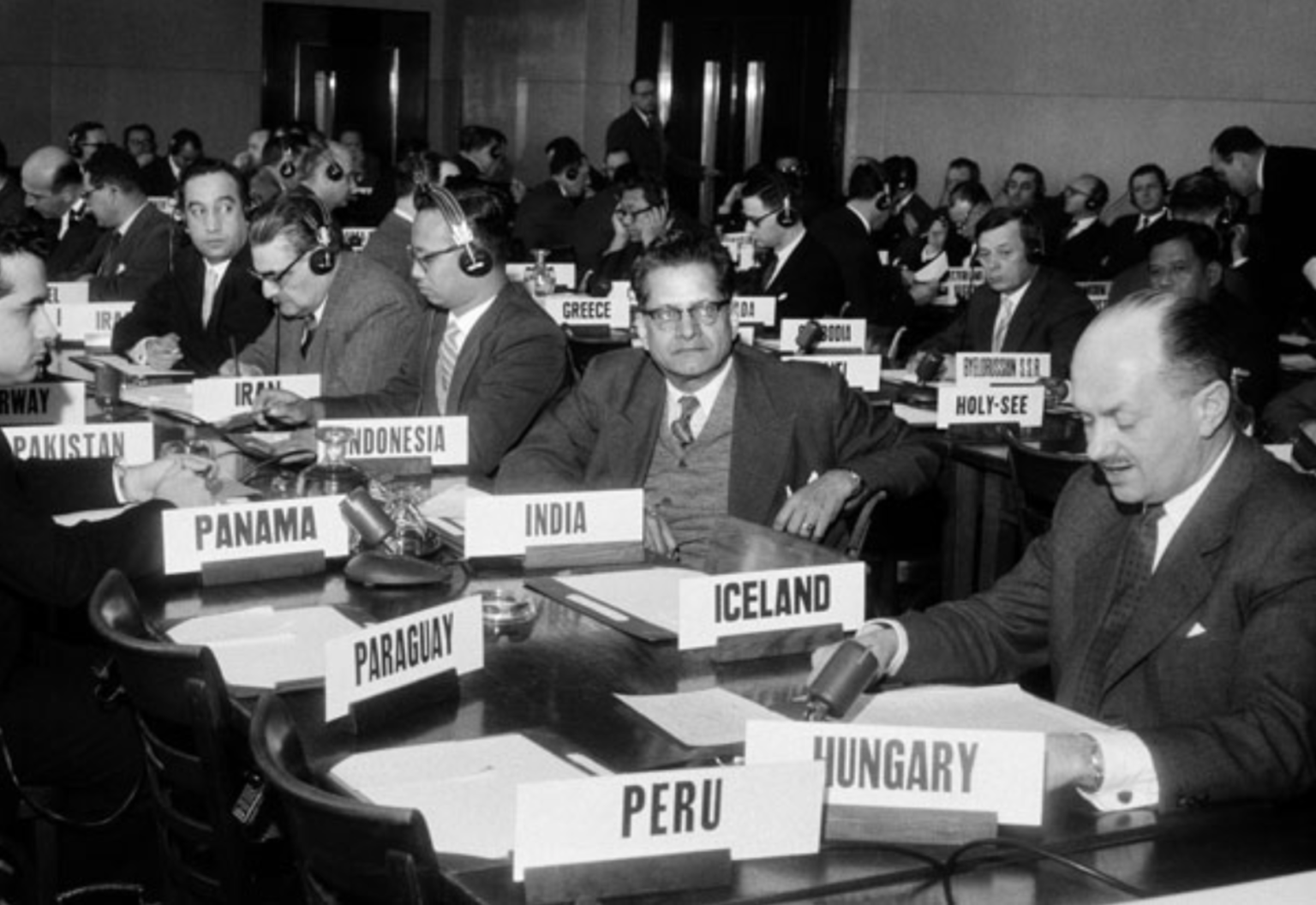 Конвенции 1961 г. Женевская конференция 1949. Женевская конвенция 1949. Женевские конвенции 1949 г.. Конференция в Женеве 1949 года.